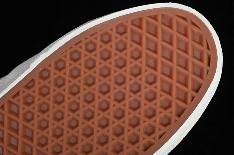 All categories Vans Vans series Vans Hi Vans high-top Vans SK8-Hi VR3 olive green Vans official Anaheim high-end branch high-top casual sneakers VN0005UN50K